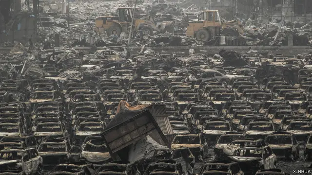 يقول سكان إن انفجار المواد الكيمياوية ربما لوث المياة الجوفية التي يستعملونها