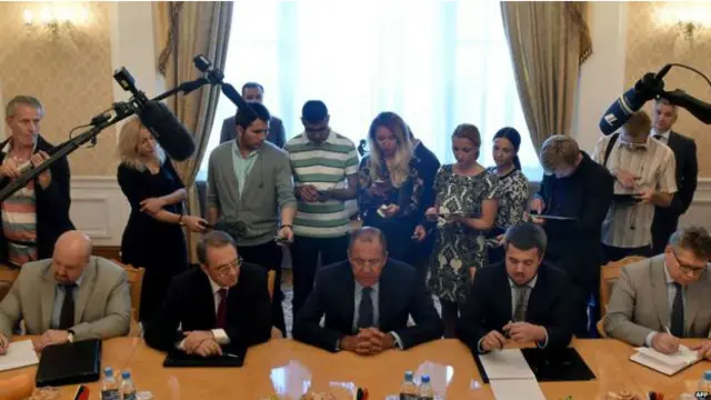 Rusya Dışişleri Bakanı Sergey Lavrov, Suriyeli muhalif liderlerle 