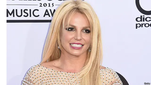 Брітні Спірз зізнається, що гризе нігті 