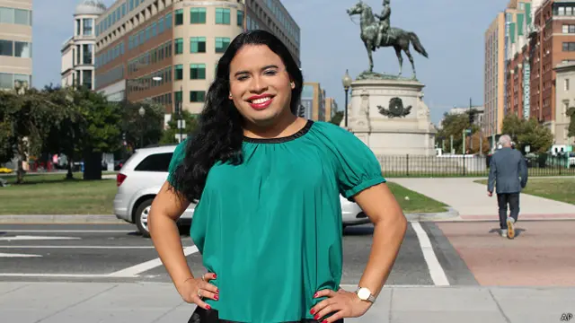 Raffi Freedman-Gurspan ialah transgender pertama yang menjadi staf resmi Gedung Putih. 