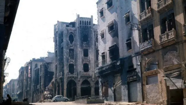 بيروت عام 1980: تركت الحرب الأهلية البلاد في حالة خراب