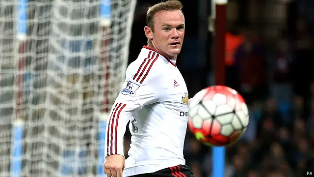 لعب روني البالغ من العمر 29 عاما أساسيا في تشكيلة فريقه منذ انطلاق الموسم الجديد