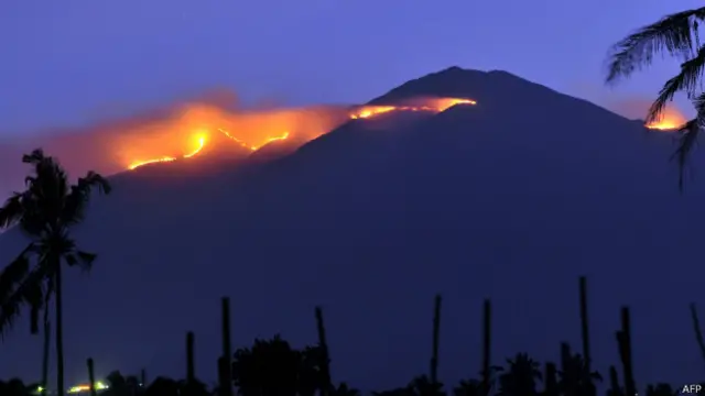 Gunung Merbabu pernah dilanda kebakaran pada 2011 dan 2014 lalu.