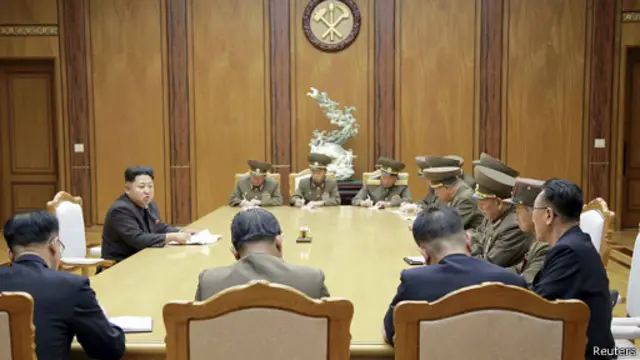 朝鮮最高領導人金正恩命令前線部隊處於凖戰備狀態。