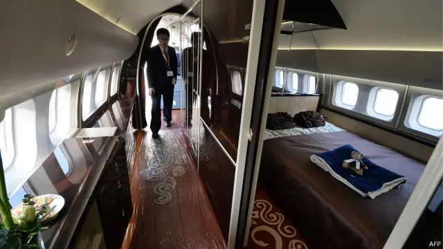 Ketika seseorang mencari pesawat jet untuk rute tertentu dengan PrivateFly, dia akan mengamati ribuan pesawat dan menentukan pilihan, yang dapat mencapai ratusan.