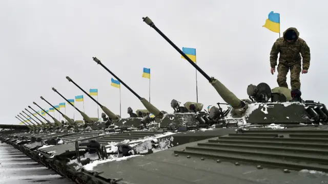 Сине-желтый флаг