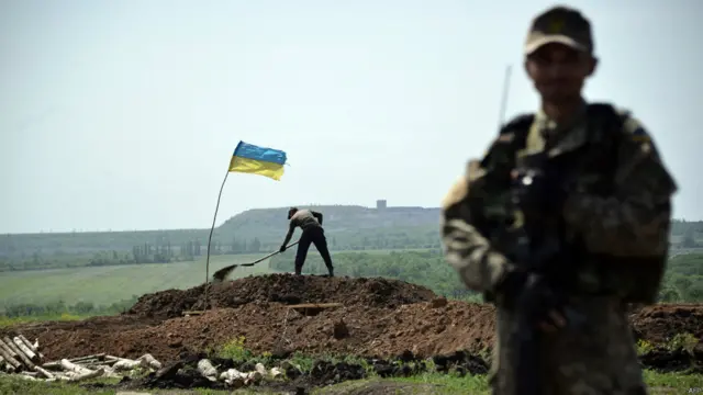 Сине-желтый флаг