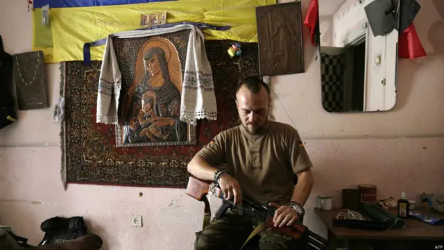 Сине-желтый флаг