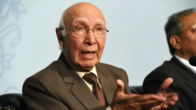 ’کشمیر اگر مسئلہ نہیں ہے تو بھارت کی سات لاکھ فوج وہاں کیا کر رہی ہے؟‘