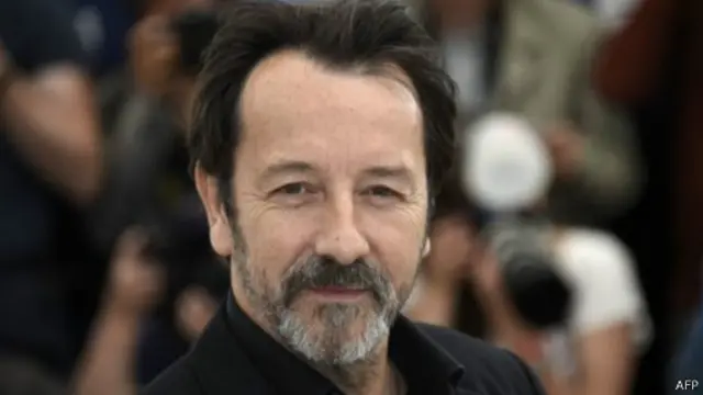 法国著名演员安格拉德也在这列火车上