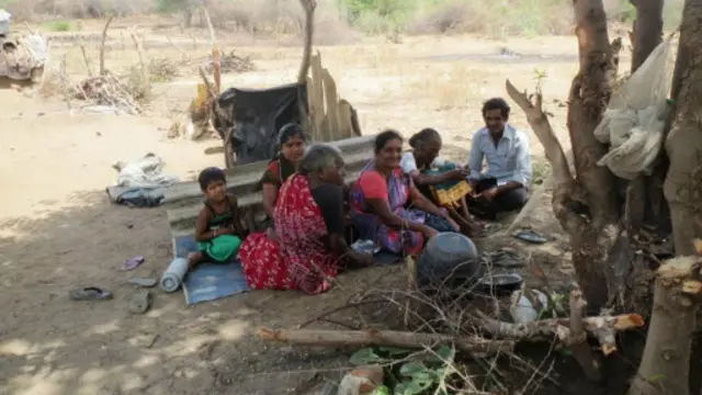 මායිම් හඳුනාගැනීම අපහසු වී ඇත්තේ කිසිදු ගොඩනැගිල්ලක කොටසක් හෝ වෙනත් සලකුණක් ඉතිරිව නොතිබීම