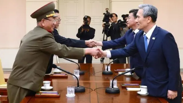 Delegasi Korsel dan Korut masih berunding di Desa Panmunjom.