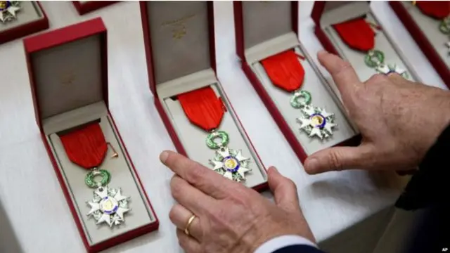Legion d'honneur pertama kali dibuat oleh Napoleon Bonaparte pada 1802 silam. 