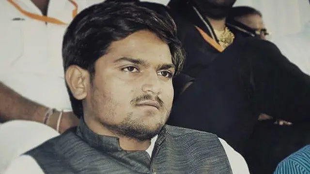 ہاردک پٹیل نے اموات کے لیے ’ذمہ دار‘ پولیس اہلکاروں کی معطلی اور ہلاک شدگان کے خاندانوں کو 30-30 لاکھ روپے معاوضہ دینے کا مطالبہ کیا ہے