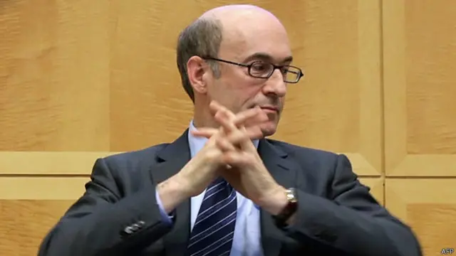 Selain soal Cina, Ken Rogoff mengatakan ada ketidakpastian ekonomi terkait pemilu presiden di AS.