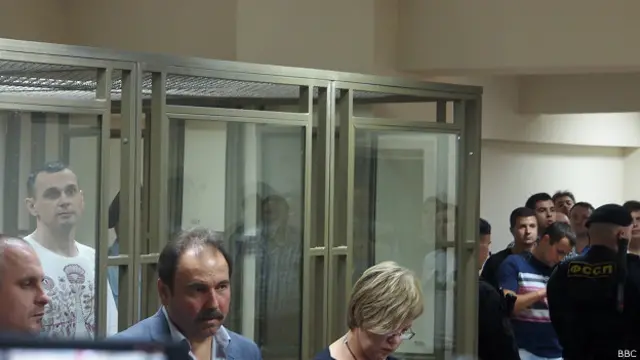 Олег Сенцов в зале суда