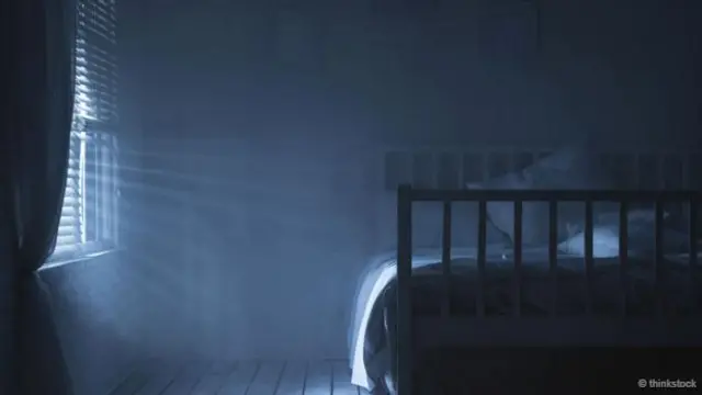 有關外星人綁架劫持的傳聞是否與大腦在困倦時突然變活躍有關?(圖片來源:Thinkstock)