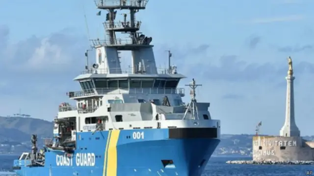 50 مسافر ہلاک ہوگئے جبکہ 430 افراد کو زندہ بچا لیا گیا ہے: اطالوی کوسٹ گارڈز