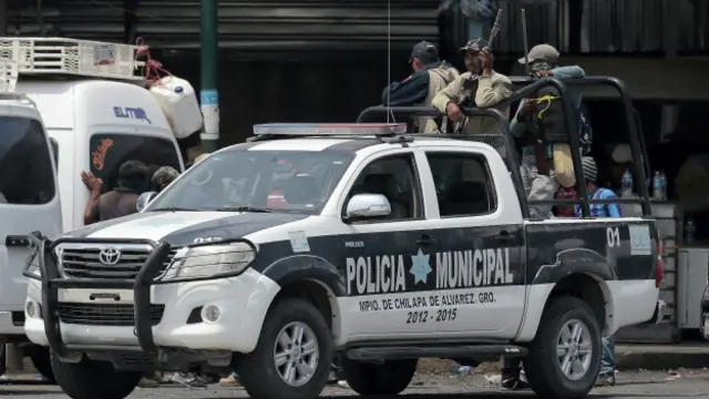 Policías mexicanos