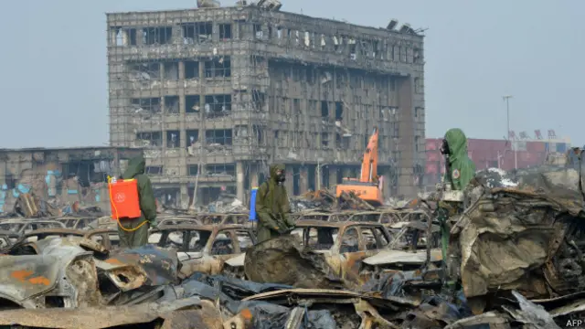 天津滨海新区8月12日深夜发生大爆炸，造成严重伤亡。