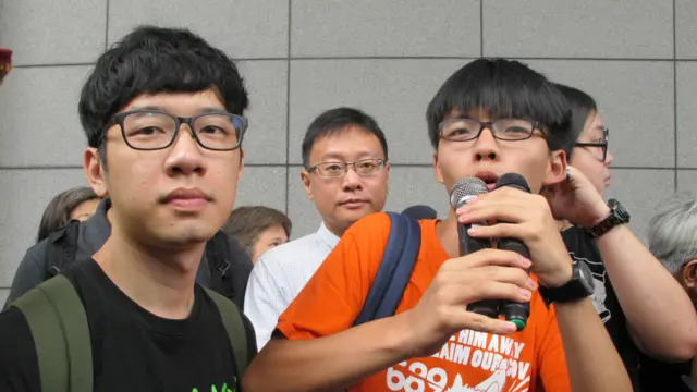 学生领袖黄之锋、罗冠聪