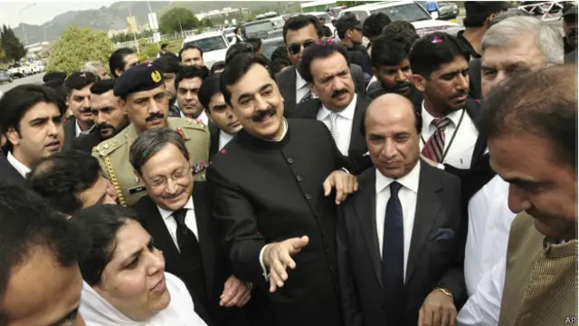 यूसुफ रज़ा गिलानी 