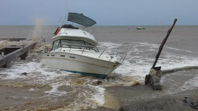 Selain 20 tewas, setidaknya 31 orang dilaporkan hilang