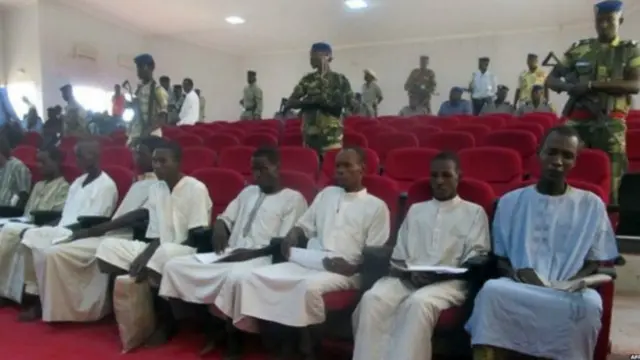 مجرموں کو دارالحکومت نجامینا میں جون میں دو بم دھماکوں کے جرم میں مرتکب پائے جانے پر پھانسی کی سزا سنائی گئی