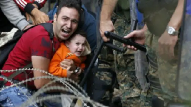 Se estima que más de 2.600 muerieron al intentar cruzar el Mediterráneo.