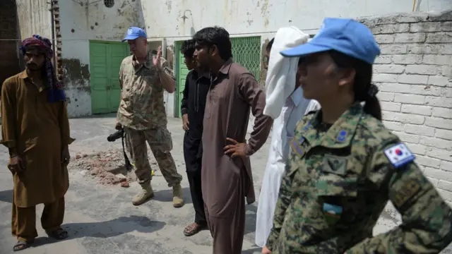 اپنے اس دورے کے دوران ٹیم نے کندن پور کے رہائشیوں اور متاثرہ افراد سے بھی معلومات حاصل کیں۔