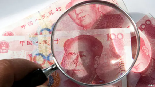 تحاول السلطات النقدية في الصين دعم الاقتصاد الذي يعاني من تراجع في الأداء بشتى الطرق