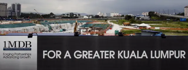 一马公司吉隆坡项目敦拉萨国际贸易中心工地(14/5/2015)