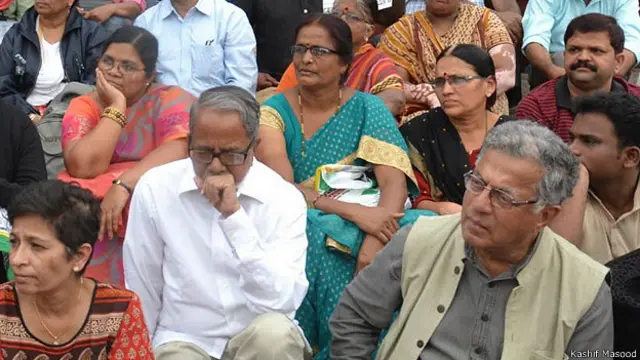 कलबुर्गी की शोकसभा में कर्नाड