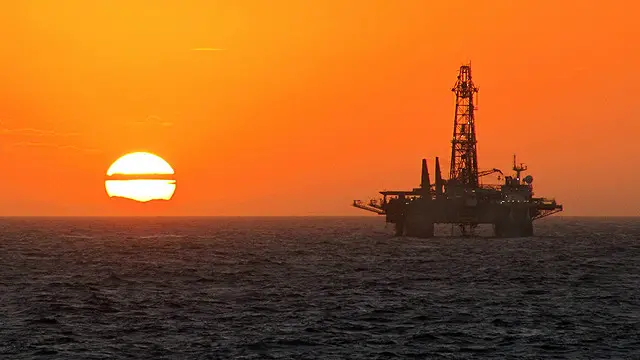 تیل کا پلیٹ فارم