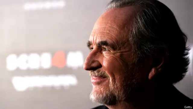 Wes Craven dikenal sebagai sutradara yang menciptakan ulang genre film horor remaja