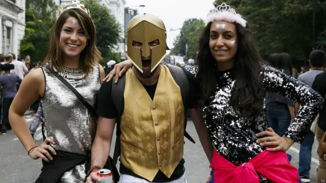 हालांकि 'नॉटिंग हिल कार्निवल' की शुरुआत कब हुई इस पर मतभेद है. लेकिन आमतौर पर माना जाता है कि 'नॉटिंग हिल कार्निवल' की शुरुआत 1964 और 1966 के बीच हुई थी. 