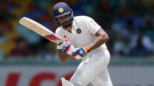 روہت شرما نے جارحانہ انداز میں بیٹنگ کرتے ہوئے 50 رنز بنائے