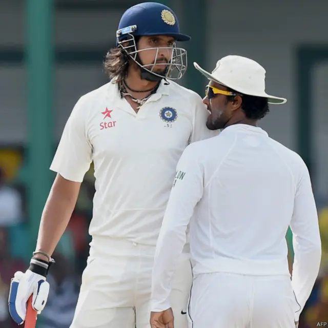 واضح رہے کہ تین ٹیسٹ میچوں کی یہ سیریز ایک، ایک سے برابر ہے اور دونوں ٹیمیں یہ آخری ٹیسٹ میچ جیت کر سیریز جیتنے کی کوشش کر رہی ہیں۔