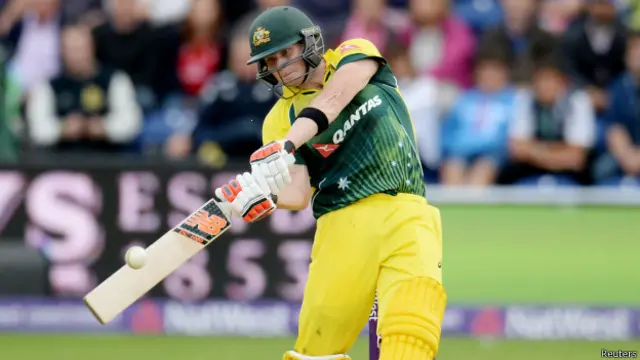 آسٹریلیا کی جانب سے سمتھ نے 53 گیندوں پر 90 رنز کی شاندار اننگز کھیلی جس میں سات چوکے اور چار چھکے شامل تھے