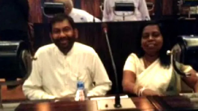 ධනවත් ව්යාපාරිකයකු වන දයා ගමගේ, එක්සත් ජාතික පක්ෂයේ ජාතික සංවිධායකවරයායි