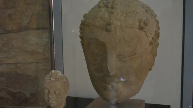 مہاتمہ بدھ کے قیمتی بت اور پتھروں کے ذریعے اس وقت کی کہانی پڑھنے کے لیے یہ عجائب گھر زبردست جگہ ہے۔ 