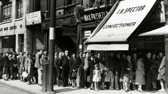 我们是否应当考虑通过配额制来应对资源短缺？（图片来源：Popperfoto / Getty）