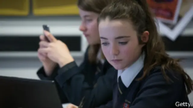 Niños en la escuela