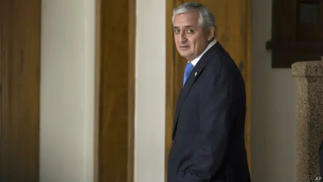 Pérez Molina, cada vez más solo.