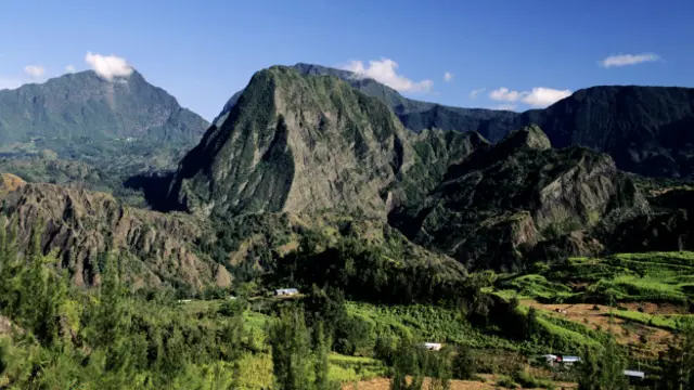 Một ngày tạnh ráo ở quần đảo Reunion