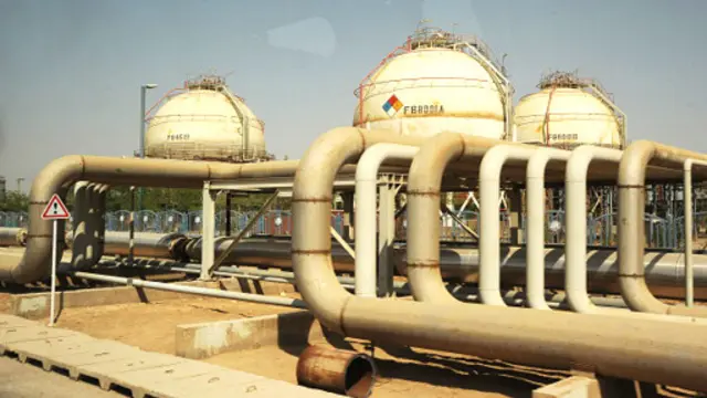 تحریم خارجی بر ظرفیت تولید بخش نفت و گاز تاثیری منفی گذاشت