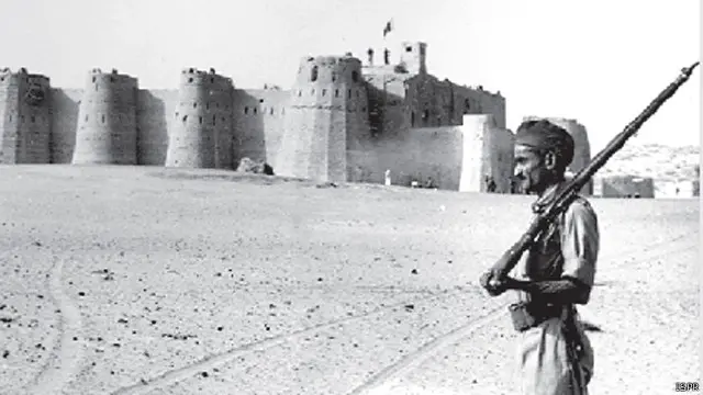 24 اپریل کو بریگیڈیئر افتخار جنجوعہ کی قیادت میں پاکستانی فوجیوں نے سیرا بیت پر قبضہ کر لیا