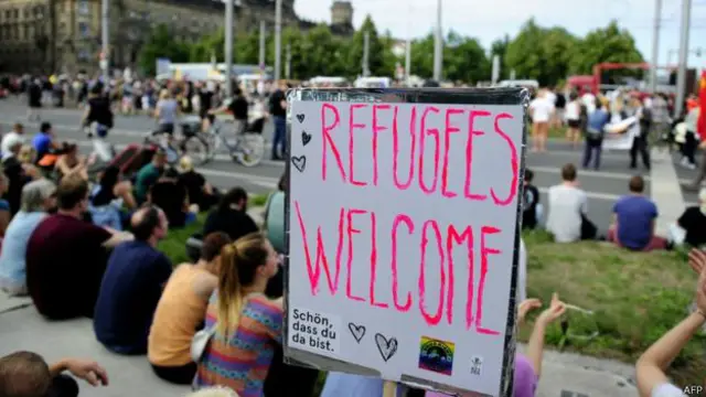 प्रवासियों का स्वागत