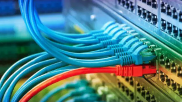 Imagen de cables de transmisión de datos