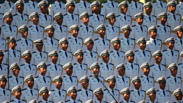 चीन की विशाल सैन्य परेड